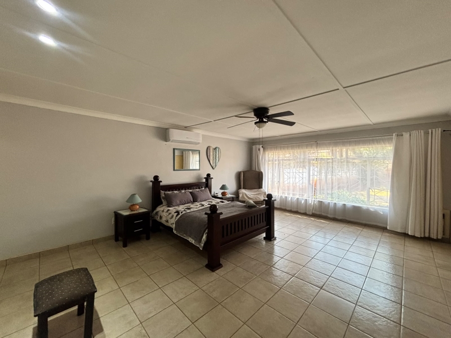 4 Bedroom Property for Sale in Vaal Park North West